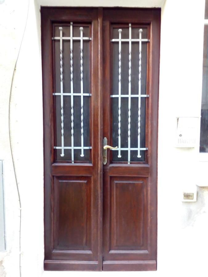 Eliya'S Place Apartment Verbania Bagian luar foto