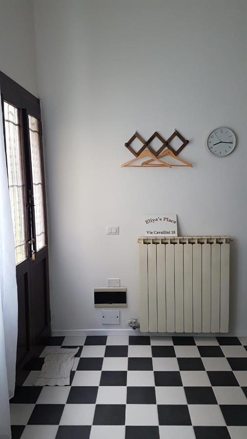 Eliya'S Place Apartment Verbania Bagian luar foto