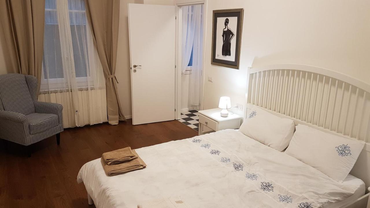 Eliya'S Place Apartment Verbania Bagian luar foto